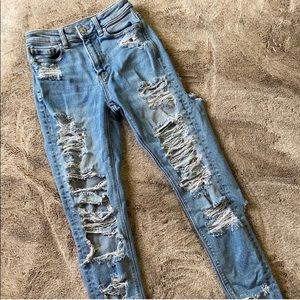 american eagle distressed/ripped mom jeans (high rise)